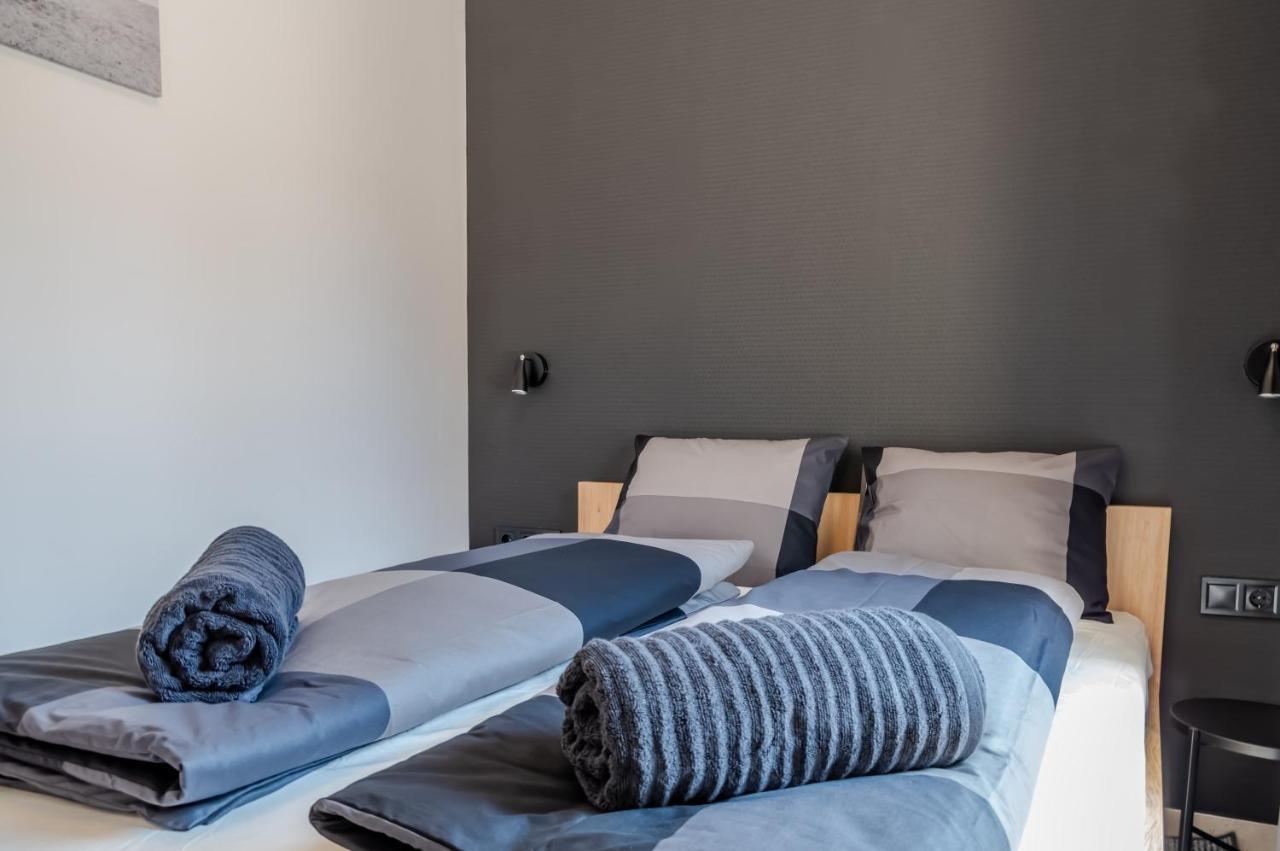 H&H Apartments Poroszló מראה חיצוני תמונה